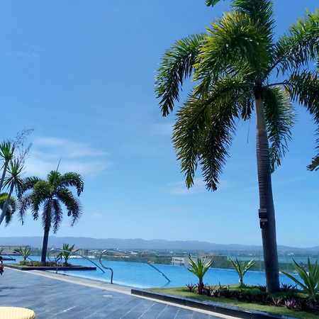 Punta Engaño Mactan Newtown 8 Boulevard Deluxe מראה חיצוני תמונה