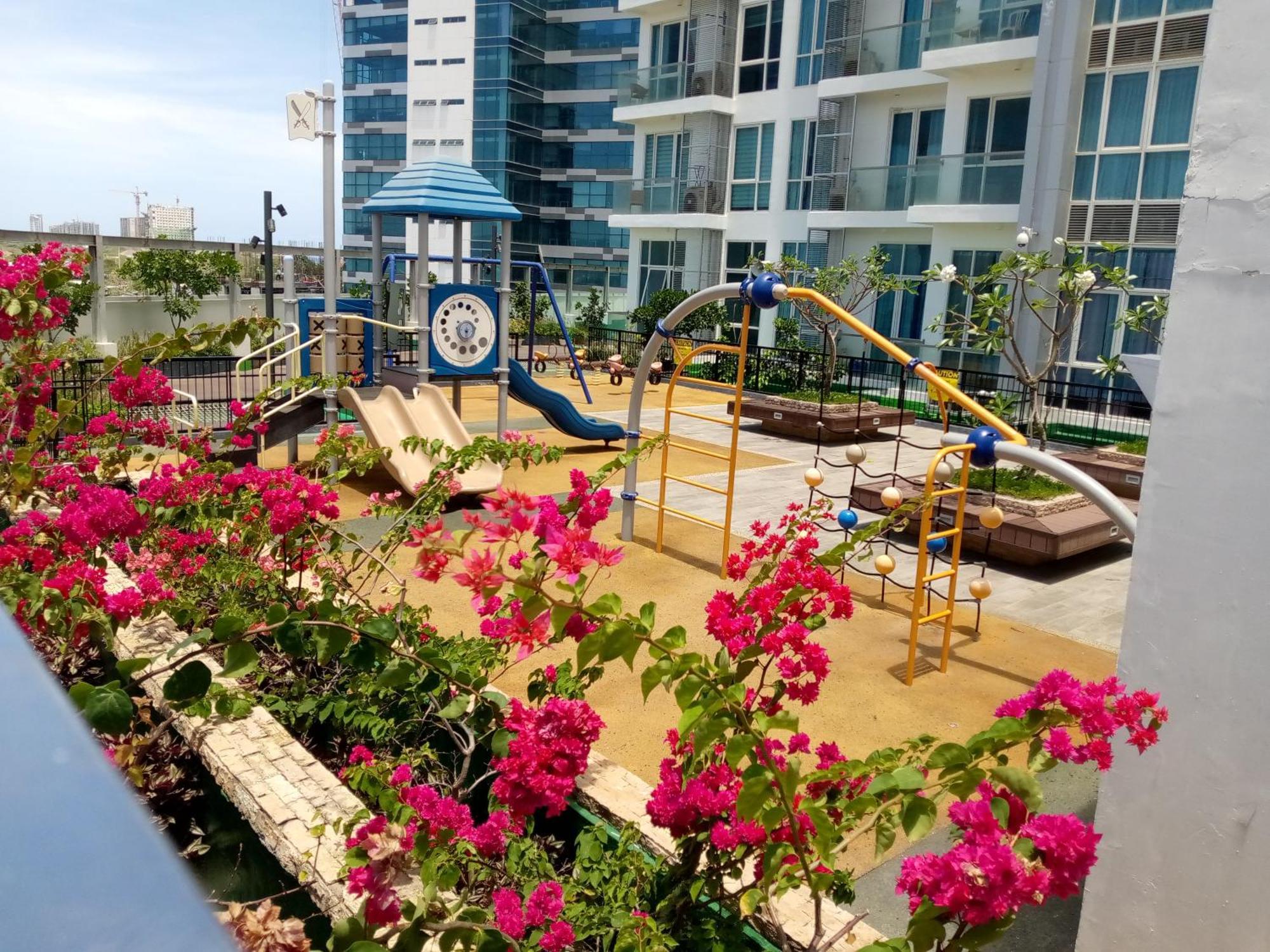 Punta Engaño Mactan Newtown 8 Boulevard Deluxe מראה חיצוני תמונה