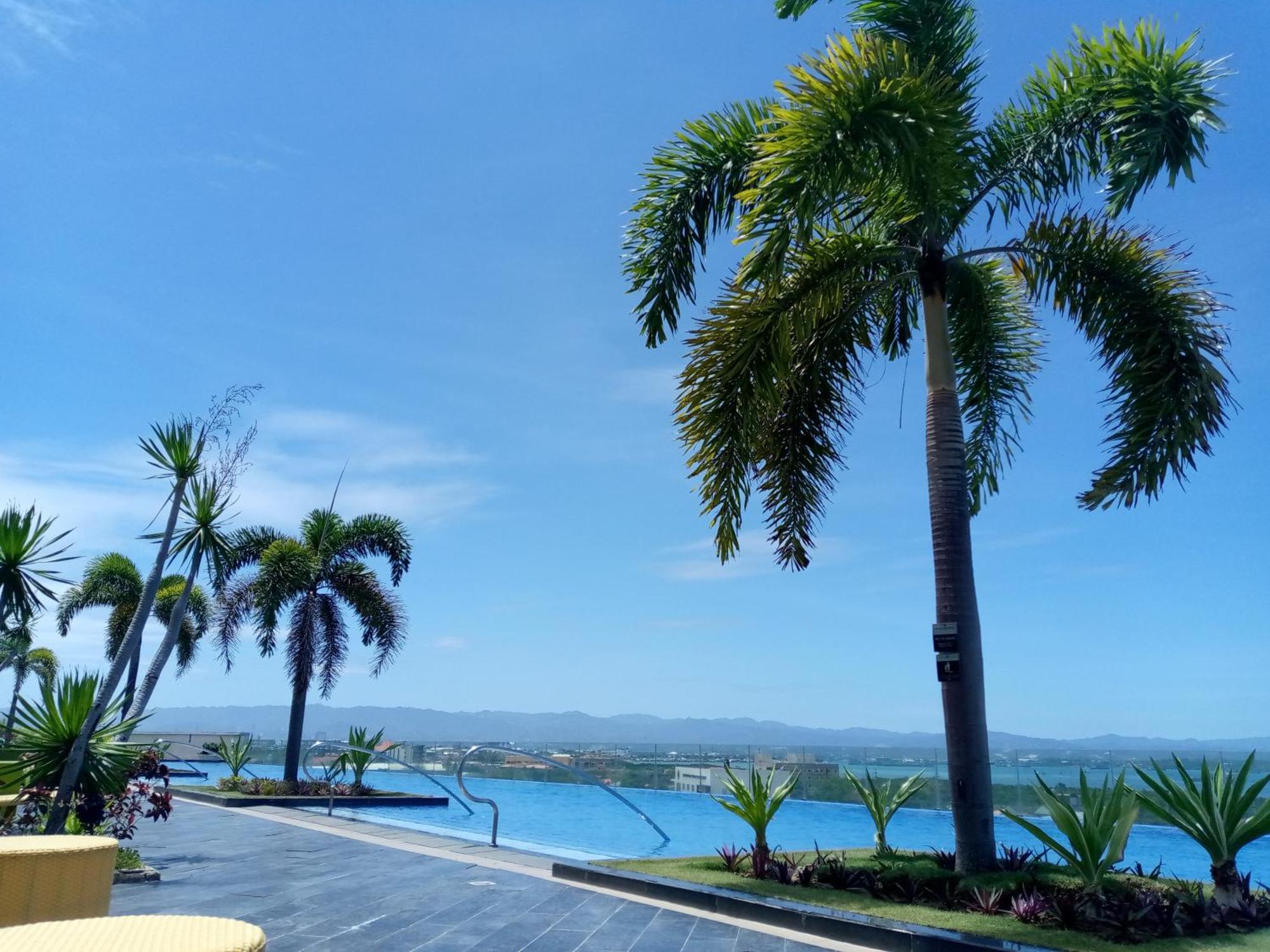 Punta Engaño Mactan Newtown 8 Boulevard Deluxe מראה חיצוני תמונה